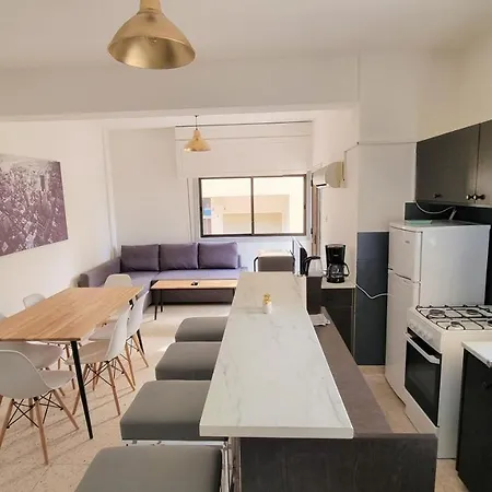 Apartment Cozy Apt / 100 Mbit+ Netflix / Near Airport