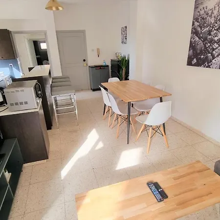 Apartament Cozy Apt / 100 Mbit+ Netflix / Near Airport